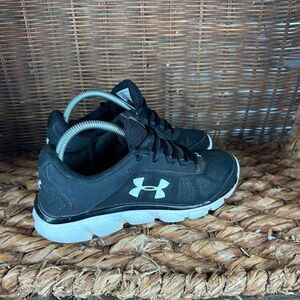 Under Armour Sz 8.5 Men's Black‎ White Running Sneakers